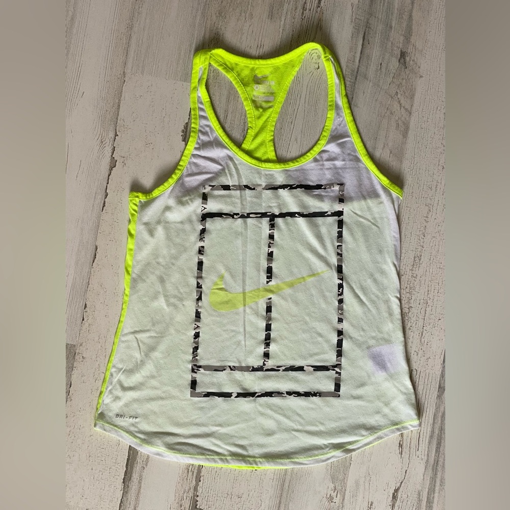 Nike tank, size medium, two tone white/neon green